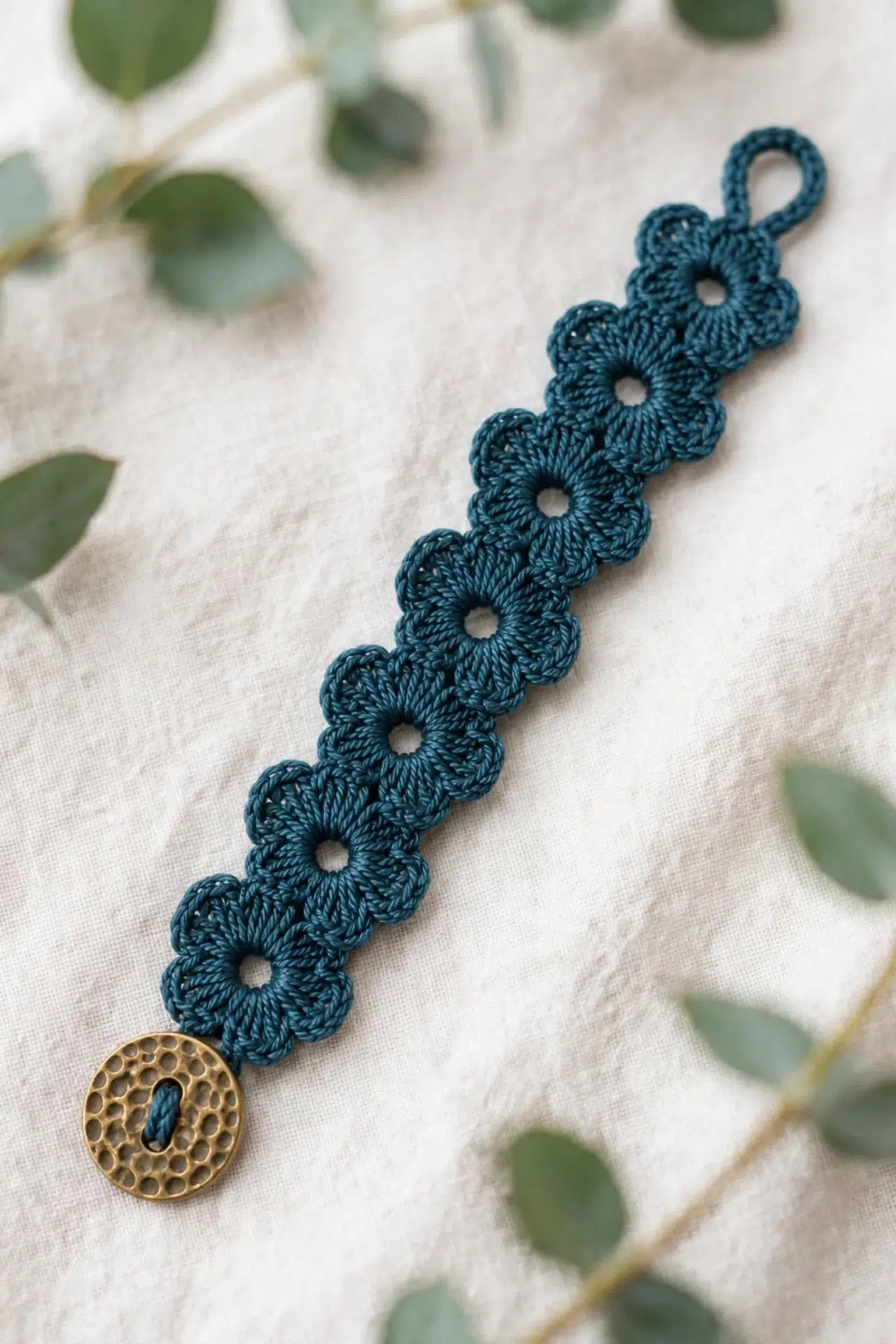 Flower Chain Bracelet Crochet Pattern